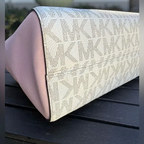 Michael Kors Ciara Satchel - Picture 5 of 13